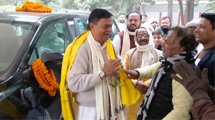 Bihar News : पूर्व केंद्रीय मंत्री आरके सिंह ने सांसद सुदामा