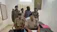 STF और जिला पुलिस की बड़ी कार्रवाई, 8 वर्ष से फरार लूटकांड के आरोपी को किया गिरफ्तार
