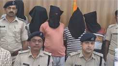 मुंगेर पुलिस की बड़ी कामयाबी: 36 घंटे के भीतर 8.82 लाख के लूटकांड का किया खुलासा, 5 शातिर अपराधी गिरफ्तार