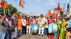 सुपौल में भाजपा का भव्य विजय जश्न: बंगाल में 'कमल' खिलने पर कार्यकर्ताओं ने बांटी झालमुड़ी, जमकर उड़ा गुलाल