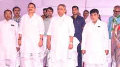 Bihar News : बिहार के प्रथम प्रधानमंत्री मोहम्मद यूनुस को दी गई भावभीनी श्रद्धांजलि, डिप्टी सीएम विजय चौधरी सहित कई नेताओं ने पुष्पांजलि अर्पित कर किया नमन