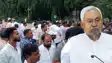 Bihar Politics:नीतीश कुमार से 500 दावेदारों की मुलाक़ात, बायोडाटा लेकर दौड़े दौड़े पहुंचे नेता, टिकट की दौड़ में तेज़ हुई सरगर्मी