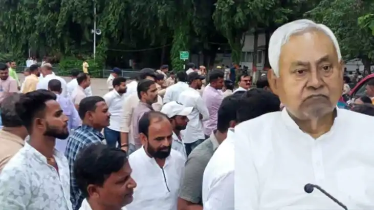 Bihar Politics:नीतीश कुमार से 500 दावेदारों की मुलाक़ात, बाय