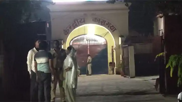 Umesh Pal Murder Case : 5 लाख के इनामी आरोपी मोहम्मद अरमान क