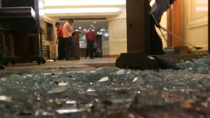 Explosive substance thrown at TV channel office 