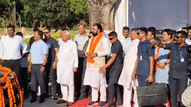 Bihar News : सीएम नीतीश ने वाल्मीकिनगर को दी करोड़ों के योजना