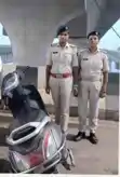 पटना में ट्रैफिक चालान चुकाने के लिए कहा तो बोला – मेरी स्कूटी रख लीजिए, मैं नई खरीद लूंगा, जानें कितनी थी फाइन  की राशि