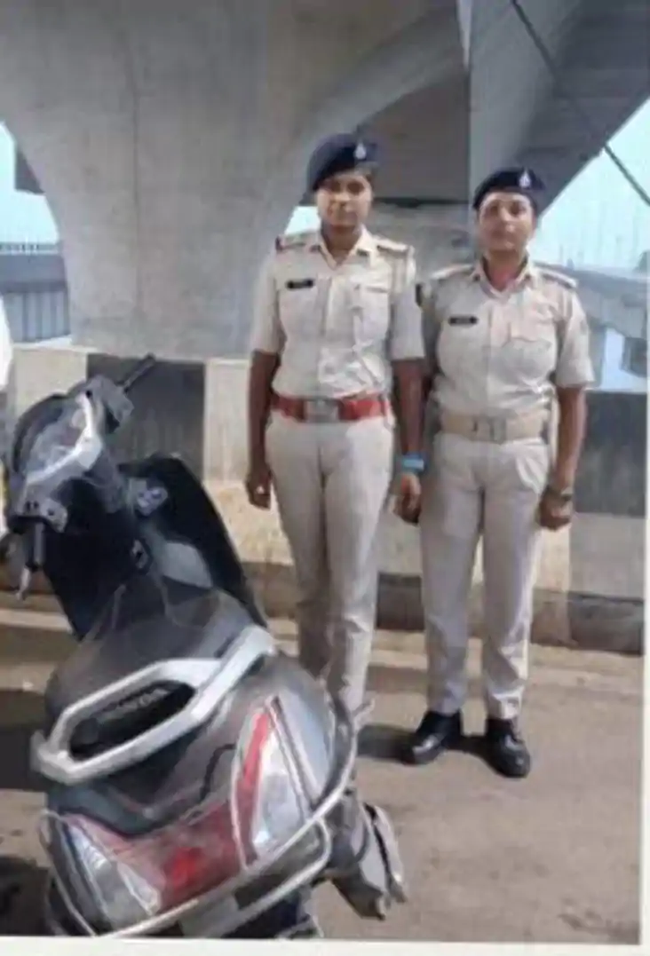 Patna traffic - पटना में ट्रैफिक चालान चुकाने के लिए कहा तो Patna traffic - पटना में ट्रैफिक चालान चुकाने के लिए कहा तो