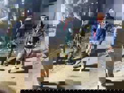 गांधी सेतु पर दर्दनाक हादसा, एंबुलेंस ने महिला को कुचला, बेटे के सामने मां की मौत