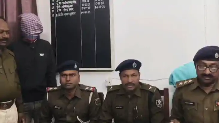 Bihar Crime: कोढ़ा गैंग का दबोचा गया शातिर , पिस्टल-कारतूस ब