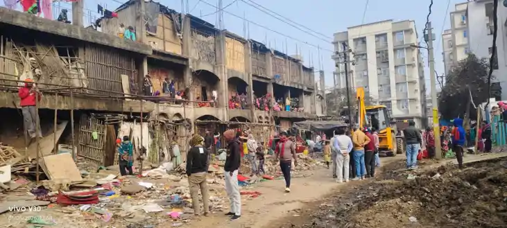 कलेक्टर की 'सीक्रेट रिपोर्ट' और पटना सिटी में तहलका: झुग्गी-