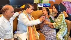 Deputy CM Vijay Sinha met Gopal Khemkas family 