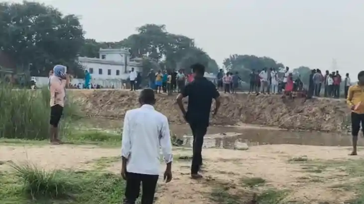 Bihar News : बांका के चांदन नदी में स्नान के दौरान डूबी चार Bihar News : बांका के चांदन नदी में स्नान के दौरान डूबी चार