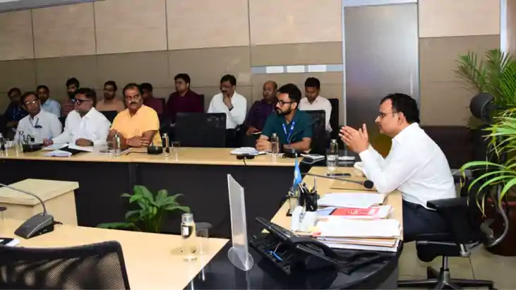 Bihar News : ऊर्जा सचिव ने की वितरण कम्पनियों में राजस्व प्र Bihar News : ऊर्जा सचिव ने की वितरण कम्पनियों में राजस्व प्र