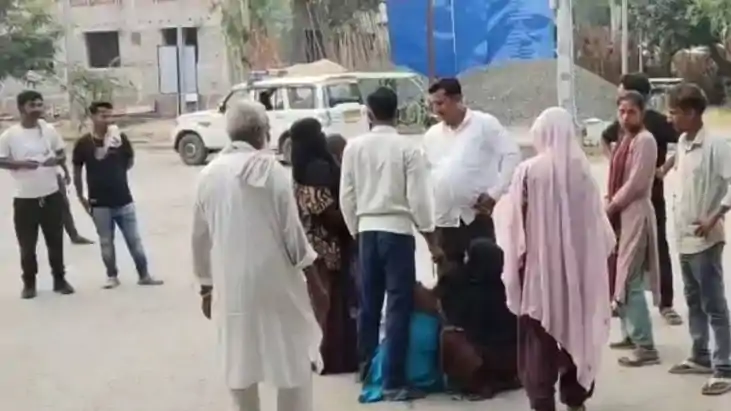 डिवाइडर से टकराई तेज रफ्तार बाइक : 15 वर्षीय किशोर की मौत, ए