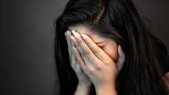 Bihar Crime : ट्यूशन टीचर ने शादी का झांसा देकर नाबालिग छात्रा को बनाया हवस का शिकार, आरोपी की तलाश में जुटी पुलिस 