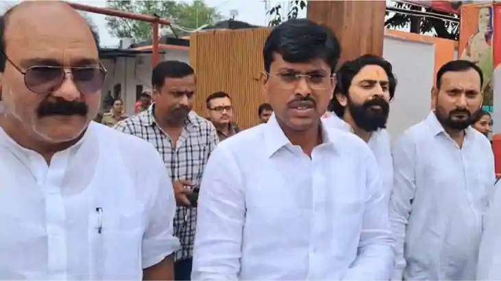 Bihar Politics : कैबिनेट विस्तार को लेकर अलर्ट मोड पर प्रशास