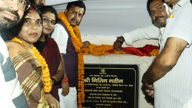 Bihar News : पटना के 18 वार्डों में जलापूर्ति पाइपलाइन और पी