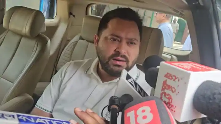 तेजस्वी यादव