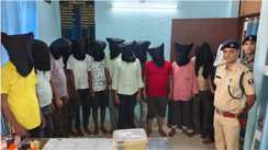 सट्टेबाजी के खिलाफ पुलिस की बड़ी कार्रवाई : 13 सट्टेबाज को किया गिरफ्तार, 1.72 लाख कैश बरामद