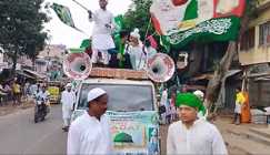 बिहार के विभिन्न जिलों में हर्षोल्लास के साथ मनाई गई ईद मिलादुन्नबी, इस्लाम धर्म के प्रवर्तक हजरत मोहम्मद को किया याद