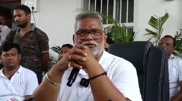 Flood Relief  - बाढ़ पीड़ितों की मदद के लिए सांसद पप्पू यादव