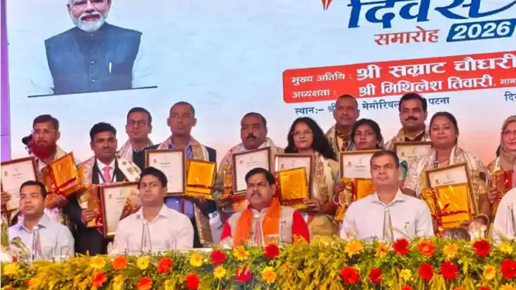 सुपौल के नवाचारी शिक्षक नरेश कुमार निराला राजकीय शिक्षक पुरस