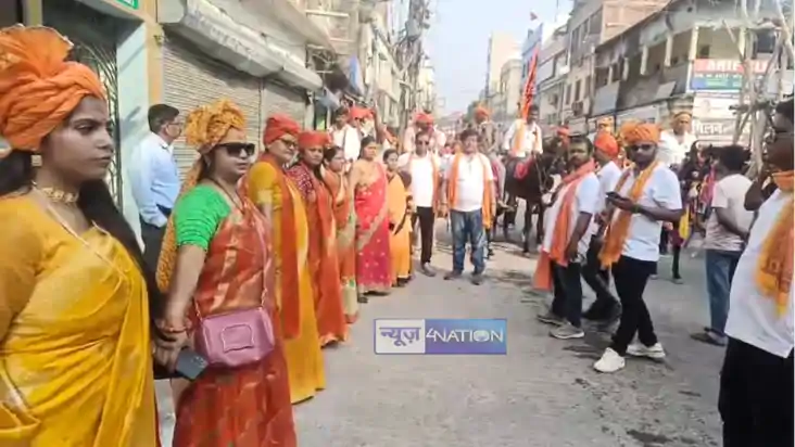 Ram Navami 2025 : शोभायात्रा के दौरान मस्जिद के आगे हाथ पकड़क