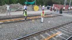 पटना मेट्रो का 'अंडरग्राउंड' करिश्मा: राजेंद्र नगर रेलवे ट्रैक के नीचे खामोशी से टनल बना रही TBM, ऊपर से गुजर रही ट्रेनें