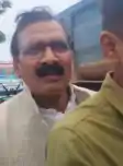 दिख गया असली विकास, विधायक जी की 'बाइक यात्रा' बना सड़क की सच्चाई का आईना! लग्जरी गाड़ी छोड़ बाइक पर बने तीसरी सवारी