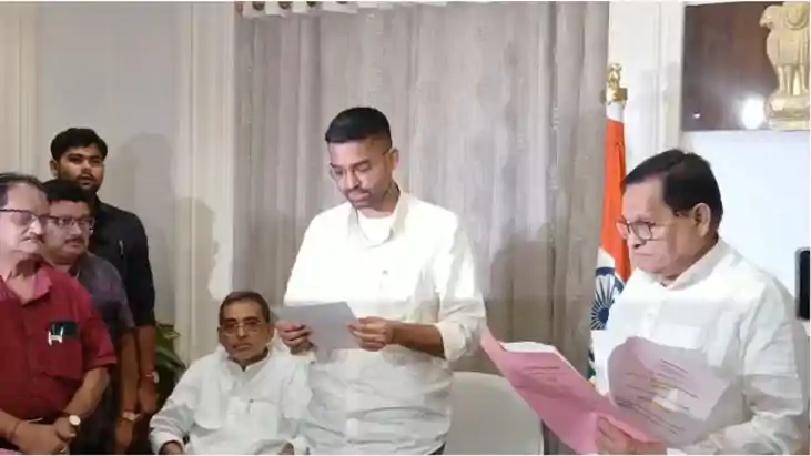 उच्च सदन के सदस्य बने मंत्री दीपक प्रकाश, सभापति  अवधेश नारा