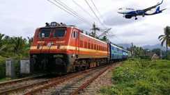 Indigo के यात्रियों के लिए संकटमोचक बना रेलवे, भीड़ संभालने के लिए 84 स्पेशल ट्रेन किया रवाना