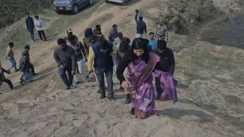 DM Pratibha Rani Climbs 15Ft Embankment to Inspect Bagmati