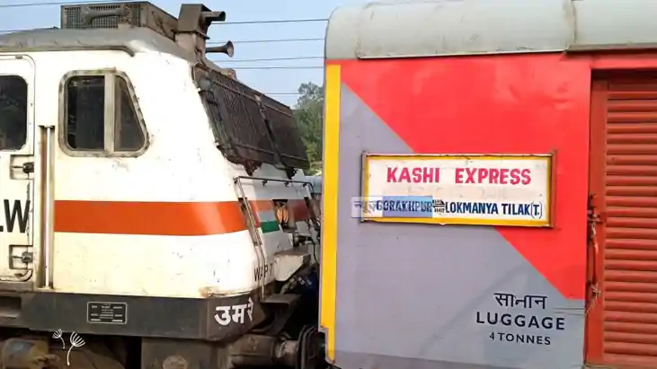 bomb in Kashi Express