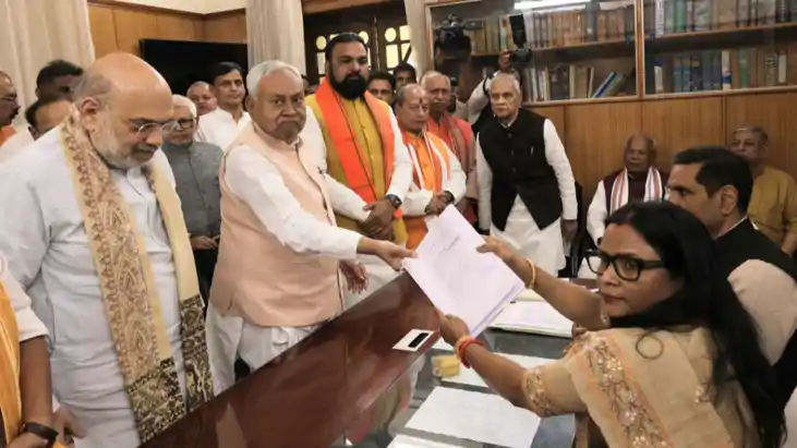 कुर्सी का सस्पेंस: भाजपा को रोकने के लिए जेडीयू का 'प्लान-B'