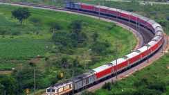 रेलवे का 'गेम चेंजर' प्लान: दो कंपनियां बनेंगी एक, शेयर बाजार में आई तेजी, क्या बदलने वाली है भारतीय रेलवे की किस्मत?