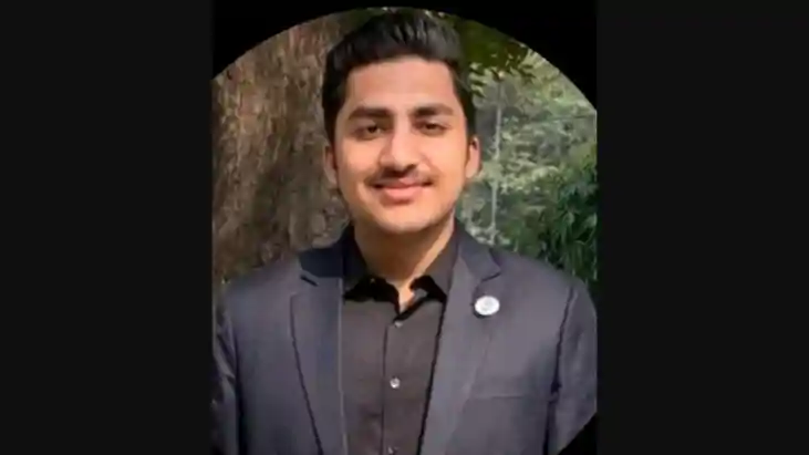 मुजफ्फरपुर के राघव ने रचा इतिहास: UPSC में देशभर में चौथी रै