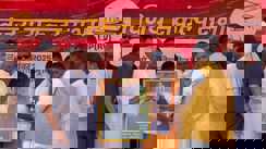 नीतीश कुमार ने नवादा में लालू परिवार पर साधा निशाना,  जनसभा, परिवारवाद और जंगलराज पर जमकर बरसे