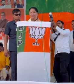 दिल्ली सीएम रेखा गुप्ता का महागठबंधन पर प्रहार, लालू राज के जंगलराज को बनाया मुद्दा, राहुल गांधी ऐसे नेता, जिनके जाल में बिहार की मछली भी नहीं फंसती