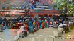 बिहार के विकास के लिए घरों से निकले वोटर, 5 बजे तक 60 फीसदी का आंकड़ा पार, 2015-2020 का वोटिंग रिकॉर्ड टूटा