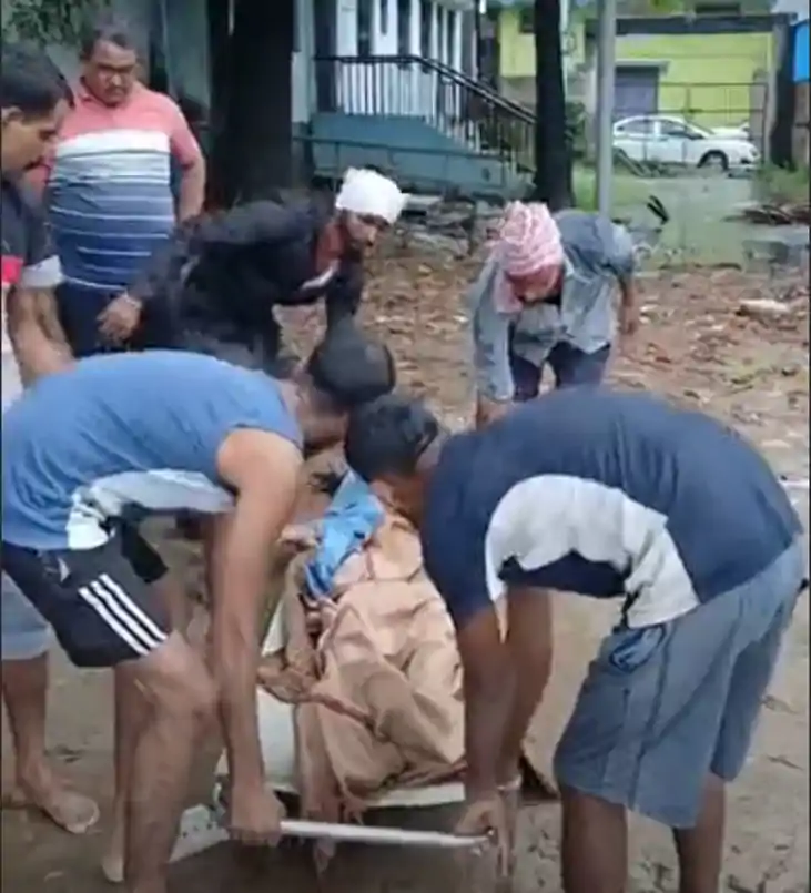 पोता गर्लफ्रेंड के साथ फरार, लड़की के नाराज परिजनों ने युवक पोता गर्लफ्रेंड के साथ फरार, लड़की के नाराज परिजनों ने युवक