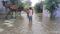 Bihar Flood: गंडक का रिंग बांध टूटा, सैकड़ों घरों में घुसा बाढ़ का पानी