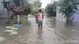 Bihar Flood: गंडक का रिंग बांध टूटा, सैकड़ों घरों में घुसा बाढ़ का पानी