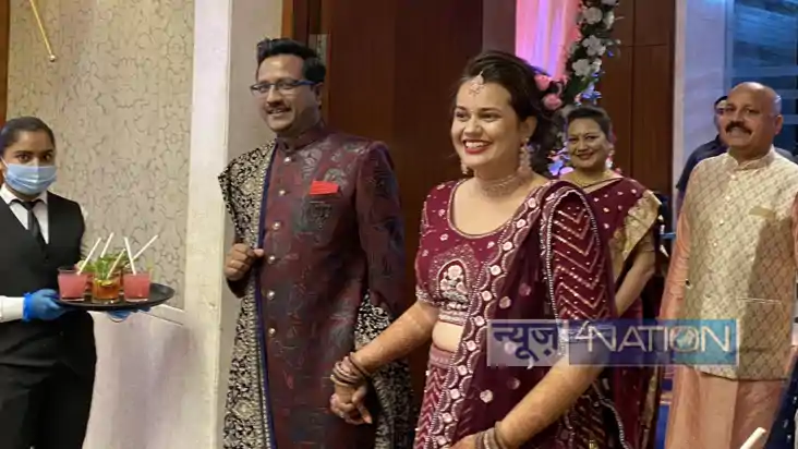  IAS Tina dabi pradeep gawande property: टीना डाबी और उनके प