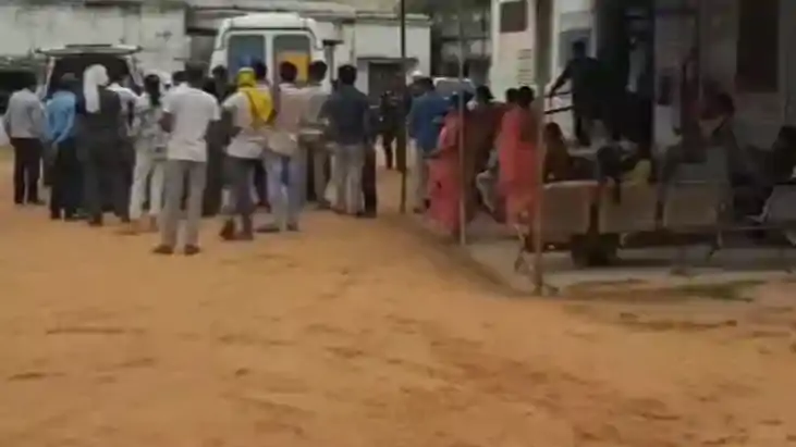 Bihar Crime - नहर में बहता हुआ मिला तीन महीने के गर्भवती महि Bihar Crime - नहर में बहता हुआ मिला तीन महीने के गर्भवती महि