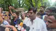 कार्यक्रम रद्द करने पर भड़के मुकेश सहनी पहुंचे डीएम कार्यालय, कहा– 'लोकतंत्र में अफसरशाही और मनमानी नहीं चलेगी'
