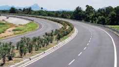 फोर लेन सड़क 