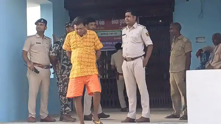 Bihar Crime News : मुजफ्फरपुर में हथियार के बल पर बदमाशों ने Bihar Crime News : मुजफ्फरपुर में हथियार के बल पर बदमाशों ने
