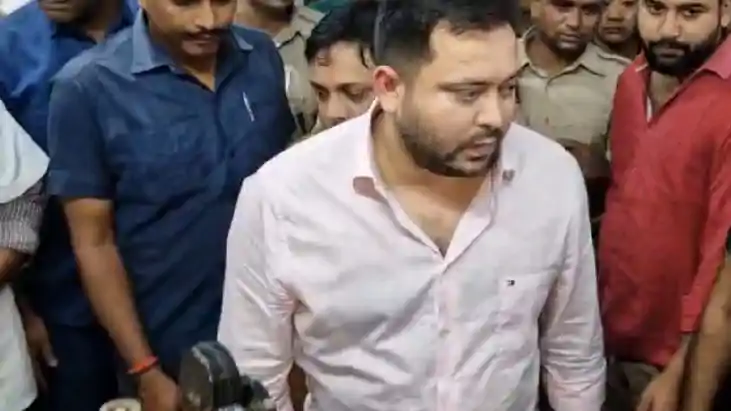 Bihar Health - बिहार के स्वास्थ्य अधिकारियों में दिखा तेजस्व Bihar Health - बिहार के स्वास्थ्य अधिकारियों में दिखा तेजस्व
