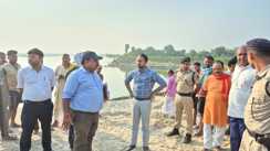 Bihar News : सारण DM ने किया सबलपुर का औचक निरीक्षण, मानसून से पहले तटबंध सुरक्षा कार्य दुरुस्त करने का दिया निर्देश